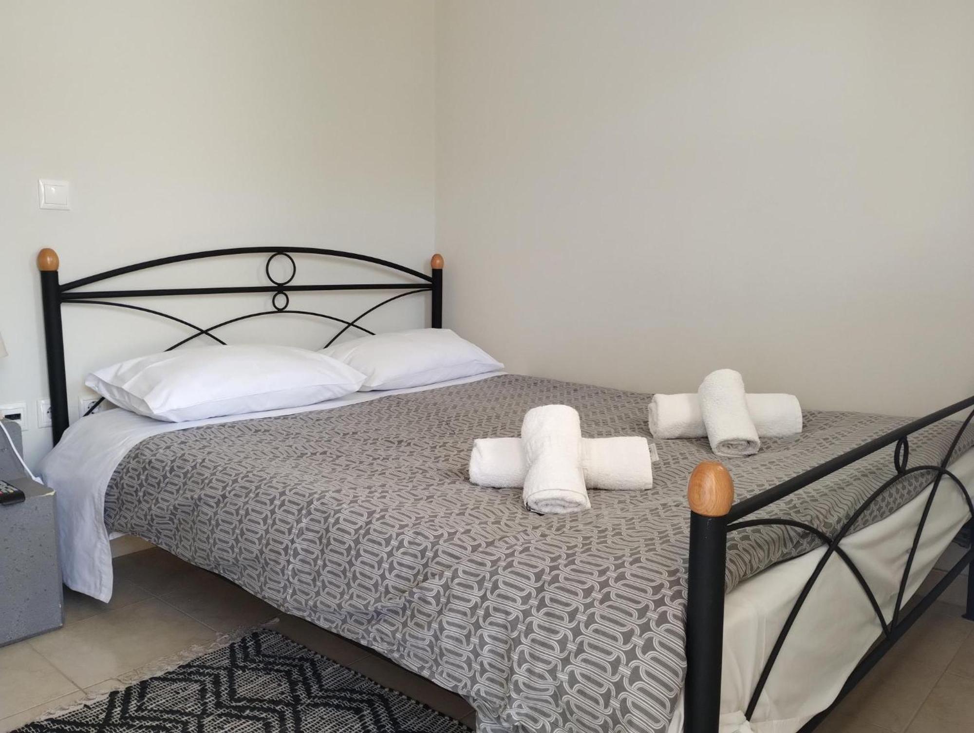 Kalamata Beach Maisonette 外观 照片